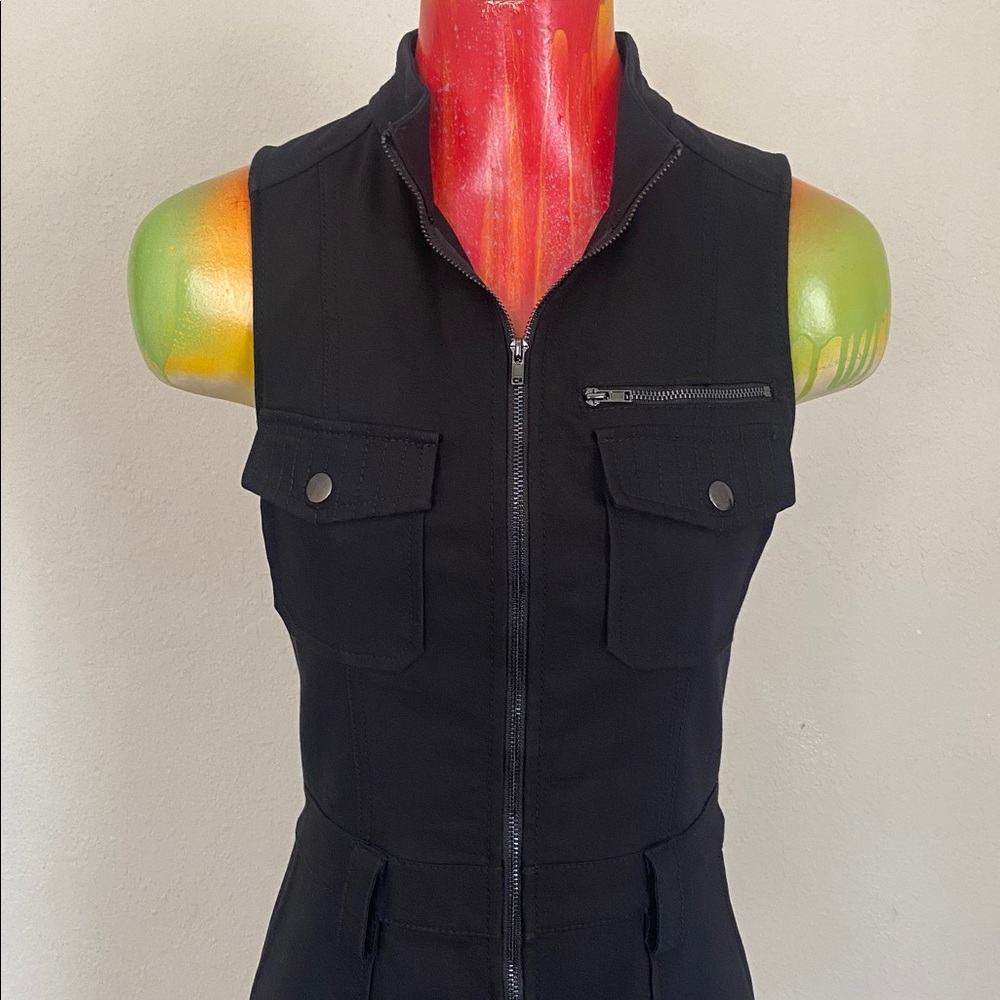 Guess Black Sleeveless Romper with Front Zip - Picture 4 of 16